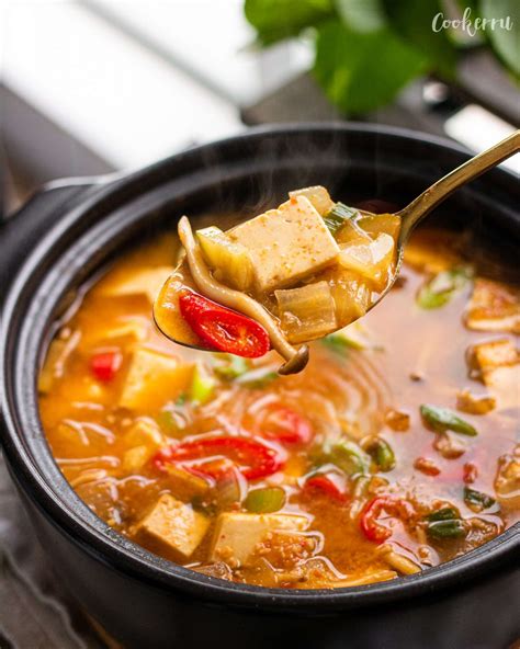 Doenjang Jjigae ( guisado de pasta de soja coreana) - Cookerru | Image ...