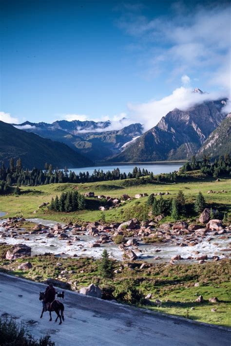 Dege County, Ganzi Tibetan Autonomous Prefecture, Sichuan Province, China | Cool landscapes ...