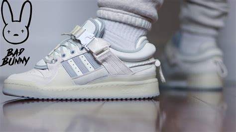 BAD BUNNY x ADIDAS FORUM BUCKLE LOW "CLOUD WHITE" | REVIEW & ON-FOOT ...