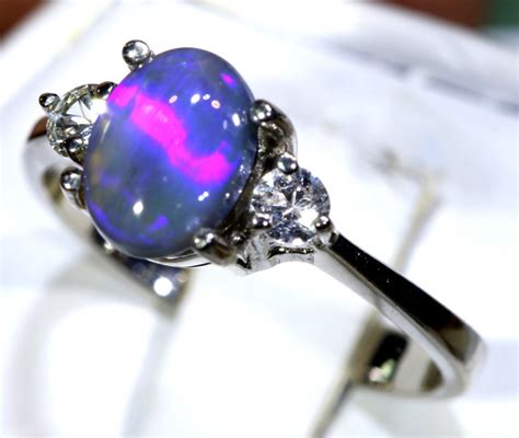 13- CTS CRYSTAL CATS EYE OPAL -SAPPHIRE SILVER RING#opalring Jewelry ...