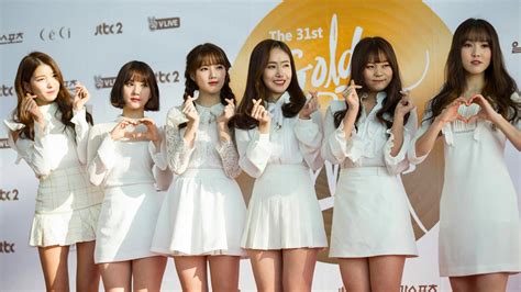 Image - GFRIEND at 31st Golden Disk Awards Red Carpet.jpg | GFriend ...