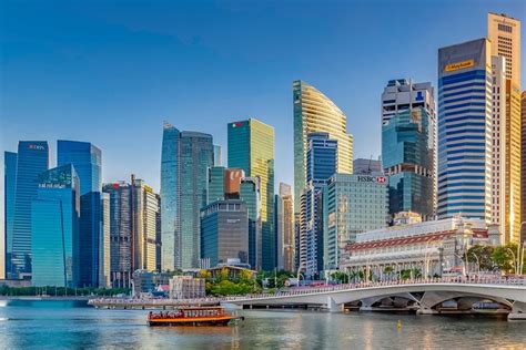 Singapore Skyline Photo Walk 2022 - Viator