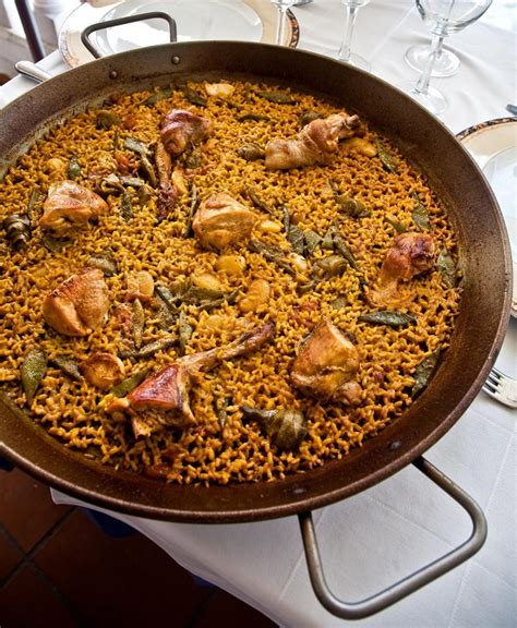 Paella Valenciana Recipe -The Traditional Paella Valenciana