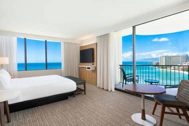 Waikiki Hotel Rooms | Waikiki Beach Marriott Resort & Spa