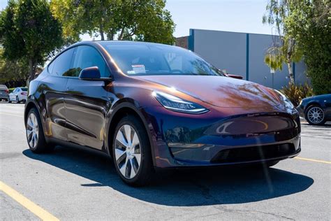 Tesla Model Y Wrap: Guide to Cost, Types, Shops, DIY, & More