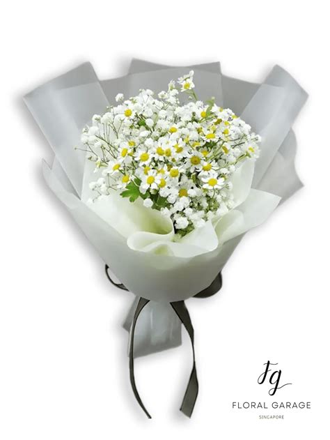 Daisy & Baby's Breath Bouquet [BB07] - FLORAL GARAGE SG