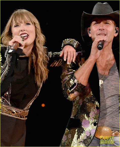 Taylor Swift Sings 'Tim McGraw' Live with the Real Tim McGraw & Faith Hill!: Photo 4134936 ...