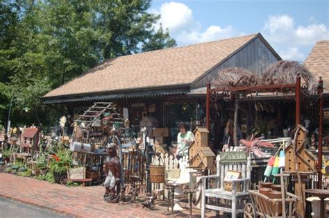 Country Folk - Historic SmithvilleHistoric Smithville