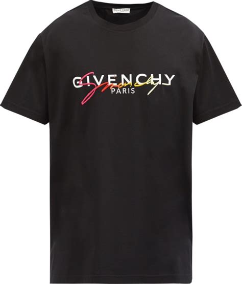 Givenchy Logo Printed T-shirt | WHAT’S ON THE STAR?