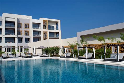 Outdoor Pools and Beach | Kempinski Hotel Muscat