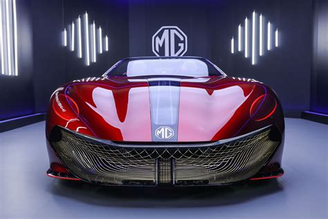 VIDEO: MG debuts new Cyberster concept sports car