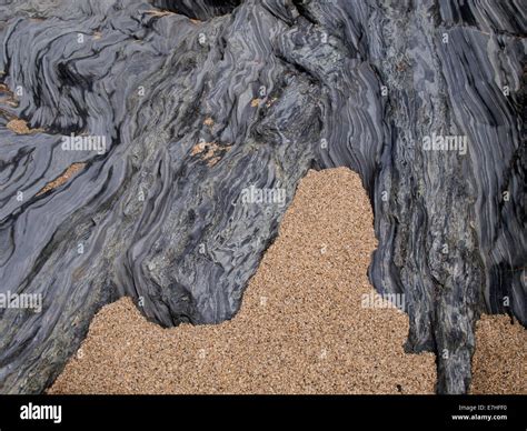 Metamorphic rocks hi-res stock photography and images - Alamy