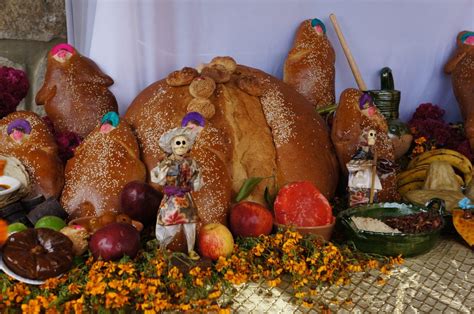 Celebrating Day of the Dead in Oaxaca, Mexico - Man Vs Globe