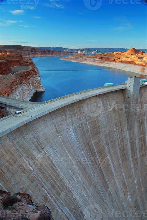 Glen Canyon Dam 8312529 Stock Photo at Vecteezy