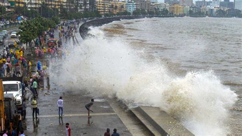 Mumbai Rains LIVE: Schools, colleges closed today, local trains operational