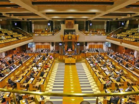 South African Parliament Endorses Report on Disputed Land Reform - #LelemukuNews - news.lelemuku ...