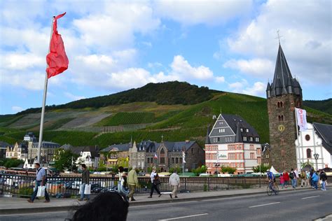 Windshields and Rear-view Mirrors: Bernkastel-Kues Wine Festival