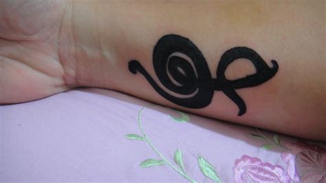 Hakuna Matata Tattoos Designs, Ideas and Meaning | Tattoos For You