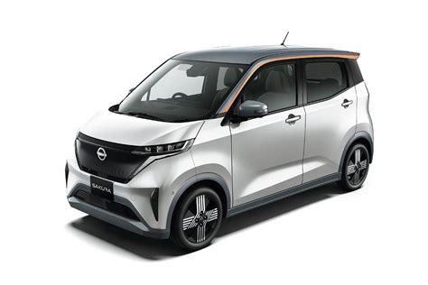 Nissan Unveils Japan-Exclusive “Sakura” EV | MotorWeek