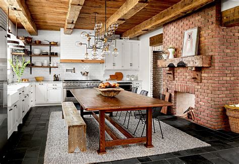 23 Farmhouse Kitchens That Add Rustic Charm to Modern Amenities ...