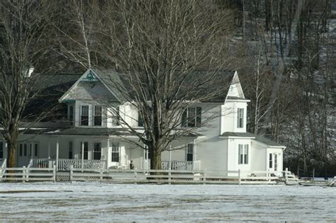 Monterey, VA : Barn on route 250 between Franklin, WV and Monterey, VA ...