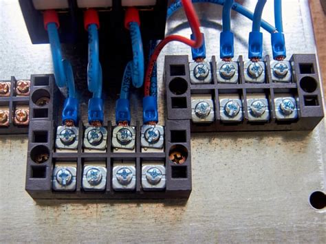 Terminal Block Types – A Guide for Industrial Users