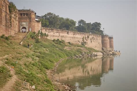 इलाहाबाद किला (प्रयागराज किला) के बारे में पूरी जानकारी – Allahabad ...