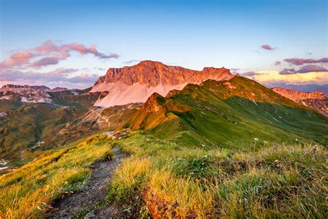 Best Hikes In Europe: 7 Swiss Trail To Blow Your Mind