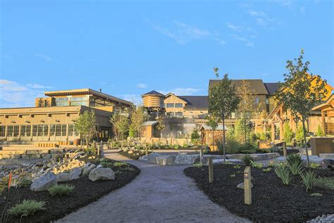 The Spa Village | Largest in Ontario - Thermëa spa village