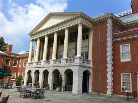 Wake Forest University (WFU) School of Law | LLM GUIDE