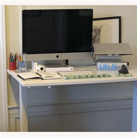 IKEA Skarsta Standing Desk - AptDeco