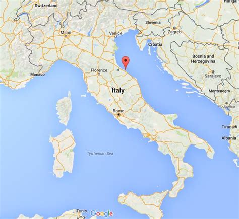 Where is Pesaro on map Italy