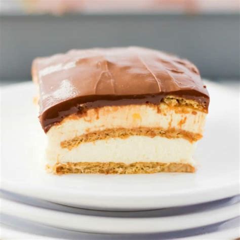 The Easiest Eclair Cake - The Perfect No Bake Dessert - Princess Pinky Girl