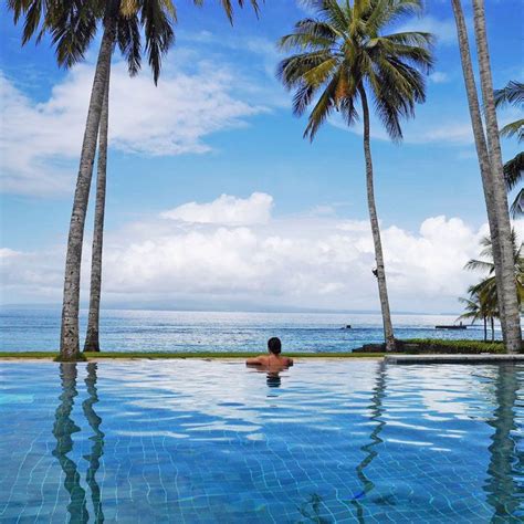 Discover 13 luxurious Bali resorts that offer stunning Indian Ocean ...