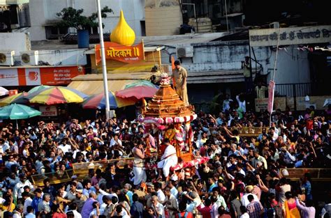 Ganesh Chaturthi - Siddhivinayak Temple