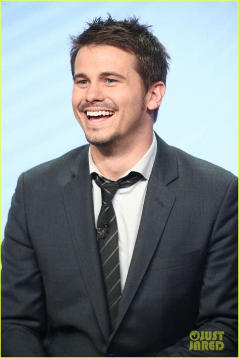 Jason Ritter & Joanna Garcia Promote 'Kevin (Probably) Saves the World' at Summer TCAs: Photo ...