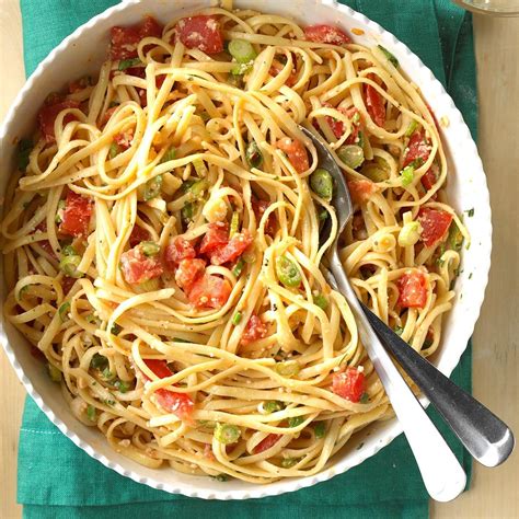 Linguine with Fresh Tomatoes Recipe: How to Make It