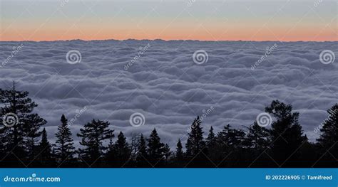 Sandia Crest Sunrise Above Albuquerque Stock Image - Image of float, discover: 202226905