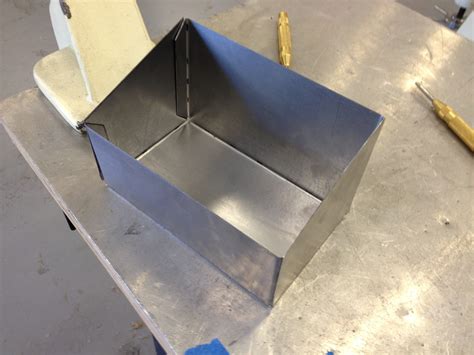 How To Fabricate A Sheet Metal Box? - Unity Manufacture