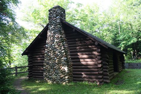 File:Anvil Lake Campground Shelter.jpg - Wikipedia