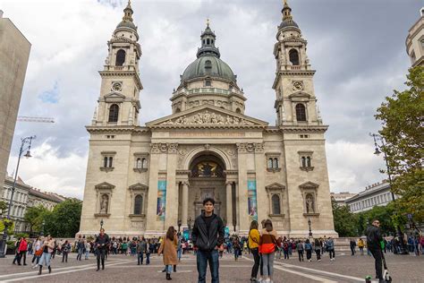 A Guide to St. Stephen’s Basilica: Things to See and Do - Ace Adventurer