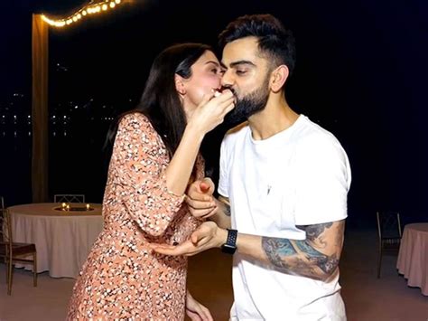 Anushka Sharma and Virat Kohli celebrate 3 years of marriage | Filmfare.com