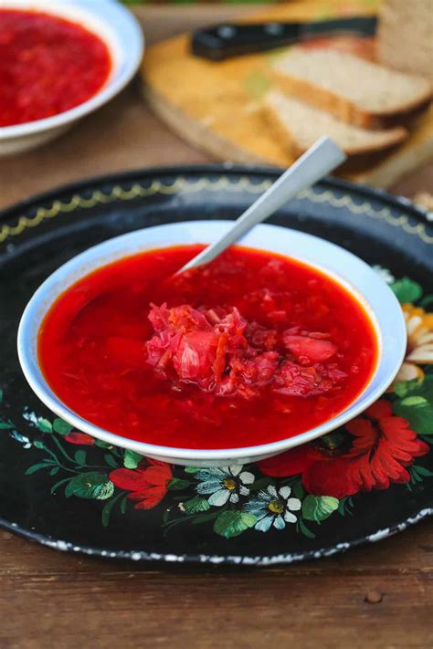 Russian Red Borscht Soup Recipe (Vegan) - Little Sunny Kitchen