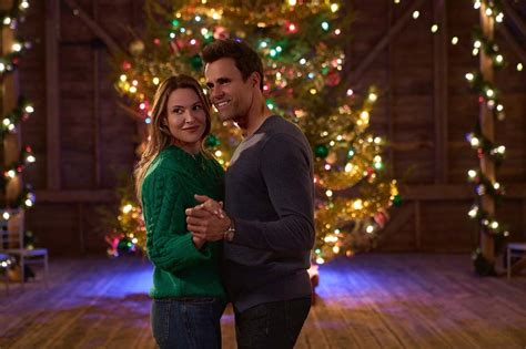 Jill Wagner talks about 'A Merry Christmas Wish' and 'Lioness ...