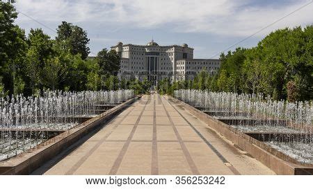 Dushanbe, Tazjikistan Image & Photo (Free Trial) | Bigstock