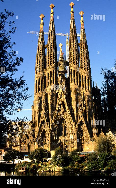 La Sagrada Familia Towers