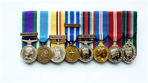 What are the different medals that can be awarded?