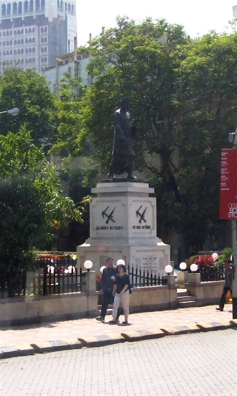 Lal Bahadur Shastri Statue - Mumbai