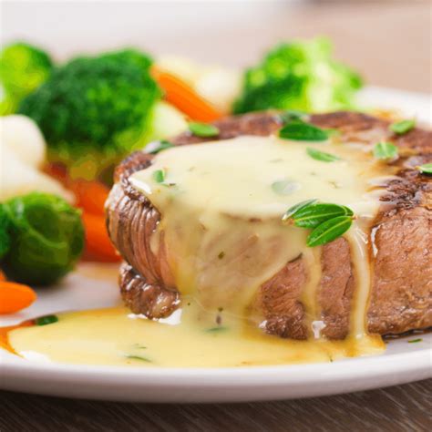 14 Best Sauces for Beef Wellington (Beef Wellington Sauce) - Happy Muncher