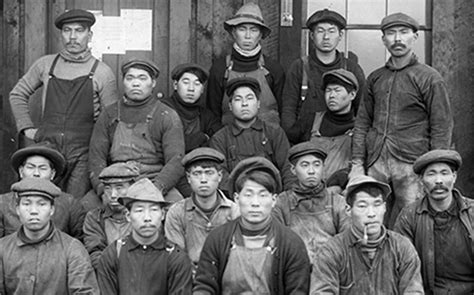 Chinese Workers on the Transcontinental Railroad